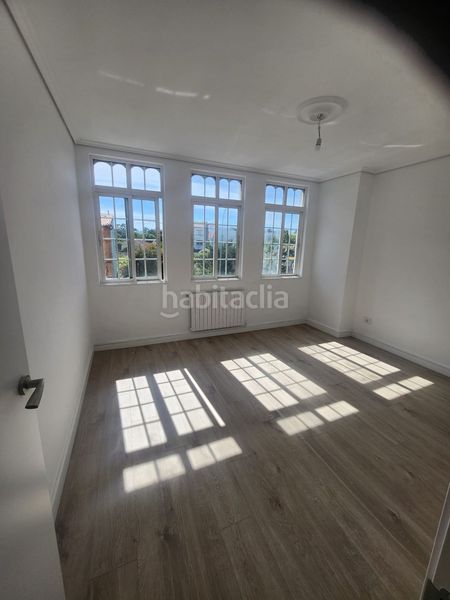 Foto e681d328-9316-4e40-9b02-91c2f4136f09. Casa amb calefacció a Piñeiros - Freixeiro Narón