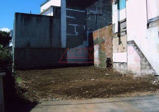 Terreno residenziale in A Malata - Catabois - Ciudad Jardín. Solar en venta en san juan.