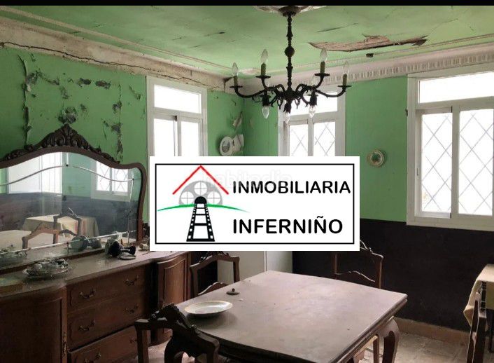 Foto d9393851-e2a6-47b9-9210-b60e283420d0. Casa  en venta , 5 dormitorios. en Neda