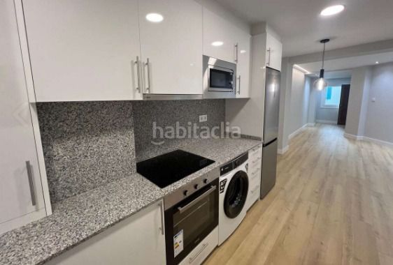 Foto 2bc4c7d4-db01-4c29-90f2-2d7cb3c1789b. Pis a Porta Nova Ferrol