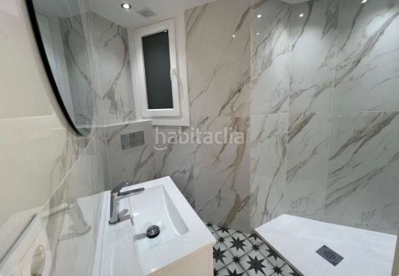 Foto 8456ad66-3ab7-4f7e-965b-e6f2f03df547. Pis a Porta Nova Ferrol