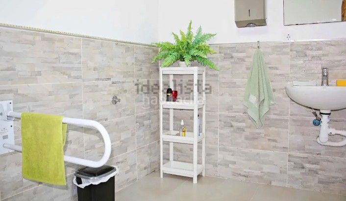 Foto 0a136450-8785-402b-8721-2448fbd7375e. Local comercial a Caranza Ferrol
