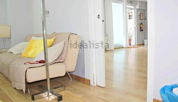 Foto c6f27f42-09c0-4551-ae1e-93f8abfc85c6. Local comercial a Caranza Ferrol
