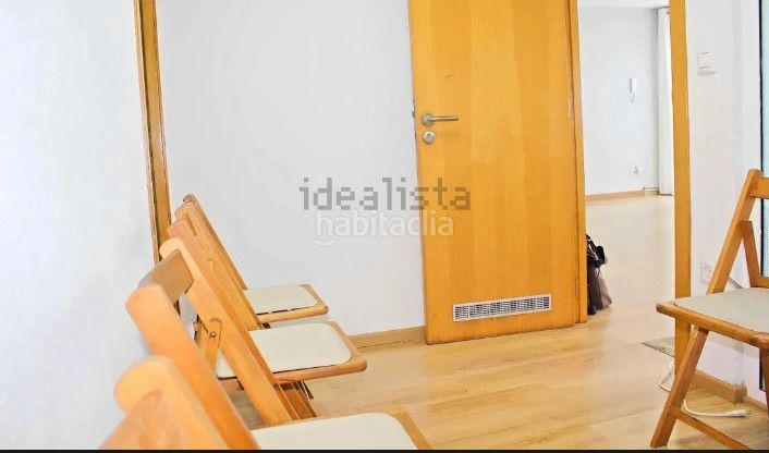 Foto dc13ec90-1df8-4cba-a321-11276ebe24b5. Local comercial a Caranza Ferrol