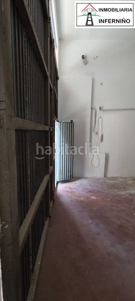 Foto 231ed35e-1584-46f9-bd45-8b23ab4e12b8. Local comercial a Porta Nova Ferrol