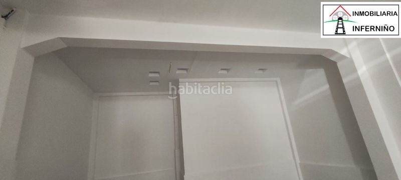 Foto 7637c581-2af1-4cc4-82f3-a5a8a7b2fd65. Local comercial a Porta Nova Ferrol