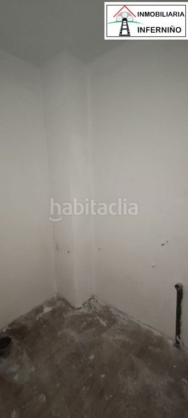 Foto 902500dc-a40d-4539-b49b-a9dc855410dd. Local comercial a Porta Nova Ferrol