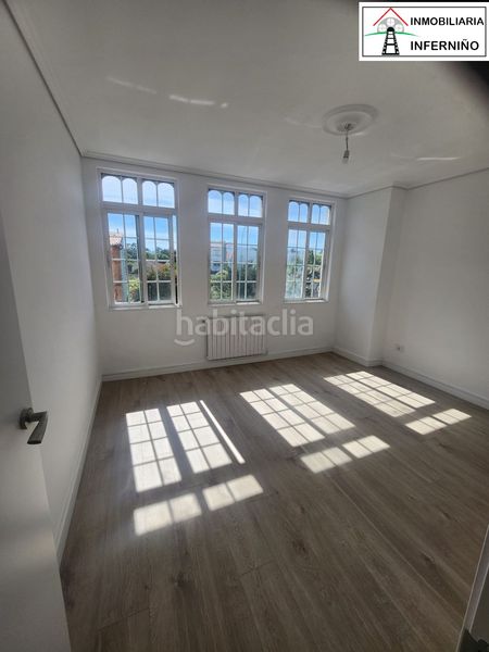 Foto b8f21449-92e6-4405-8b70-a77f0ed5baf9. Pis amb calefacció a Piñeiros - Freixeiro Narón