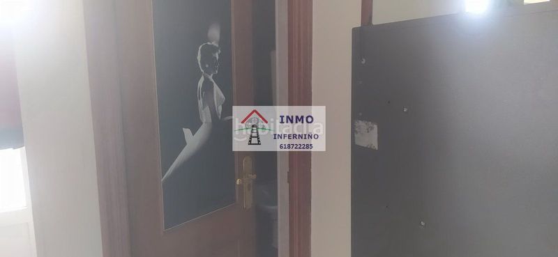 Foto 1c245048-d27f-45e0-ae6e-bc176d8731b3. Local comercial a Caranza Ferrol