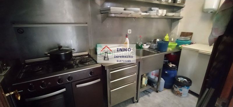 Foto adb061f9-6179-44e4-9355-a410d1bf55c8. Local comercial a Caranza Ferrol