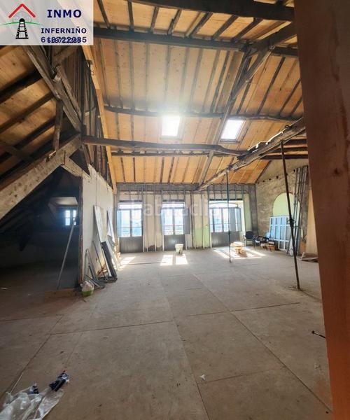 Foto cc15faaa-f7af-44bd-bf0f-eae5a366344e. Edificio  en venta en Centro. en Centro Ferrol