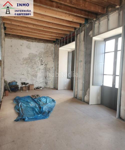 Foto e6d64b0d-5cfc-45d8-8414-f076428f7e30. Edificio  en venta en Centro. en Centro Ferrol