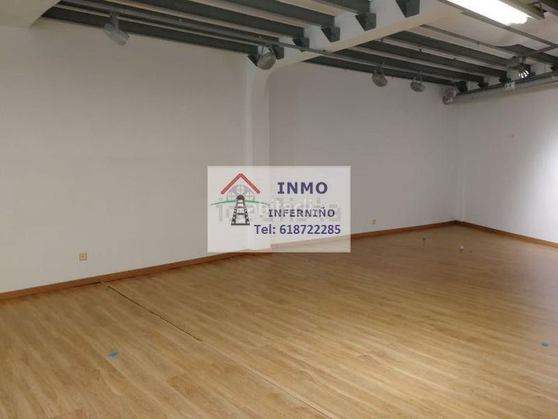 Foto bfed18ee-8cf0-49b4-9cb8-2a17d270ff65. Local comercial a Porta Nova Ferrol