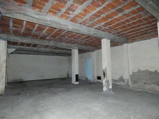 Local Comercial a Alto del Castaño. Local com. en venta en sta. cecilia.