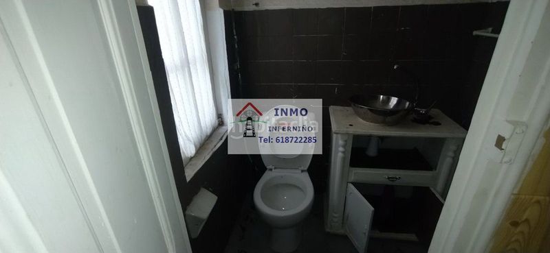 Foto 9661b8b1-cf19-43ba-839d-ec54c78b8ed1. Local comercial a Porta Nova Ferrol