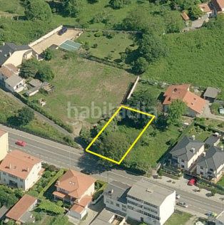Foto b2507433-e379-4b39-bd11-538d65f722ce. Terreny residencial a A Malata - Catabois - Ciudad Jardín Ferrol