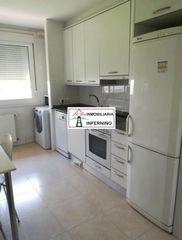 Flat in Alto del Castaño. Piso en venta en el alto, 2 dormitorios.