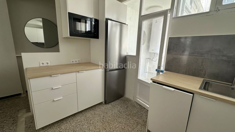 Foto 6913101f-f727-418c-95fd-152e0166cdd6. Rent flat in Caranza Ferrol