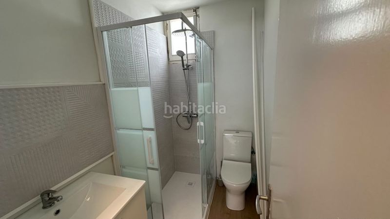 Foto 8b6606a3-0fe8-4c62-b9af-abfb5134cd4d. Rent flat in Caranza Ferrol
