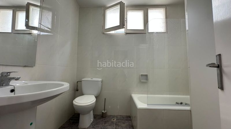 Foto b71d49fa-2a04-4ad0-99c5-d7faed23796c. Rent flat in Caranza Ferrol