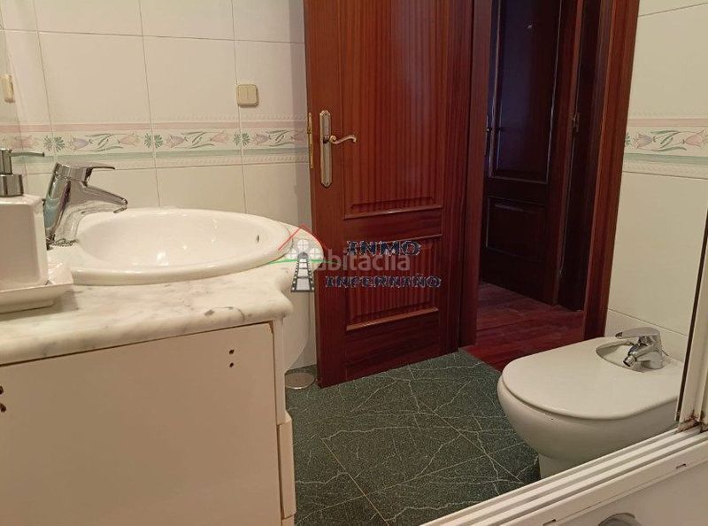 Foto 3a819459-28c4-412a-9628-fe8d40c7a3d9. Rent flat in Centro Ferrol