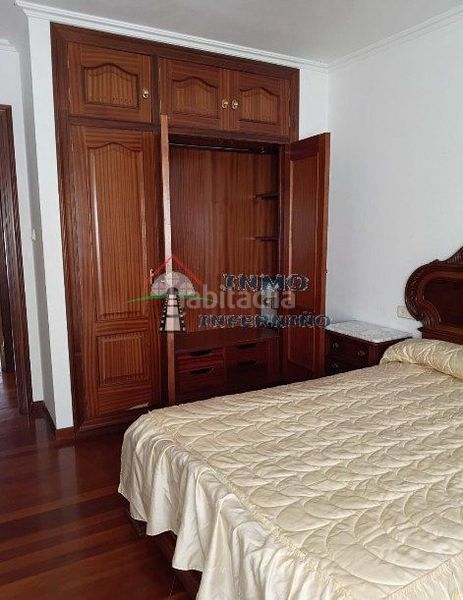 Foto c5db33c8-2011-49f9-a089-1731d112b9ac. Rent flat in Centro Ferrol