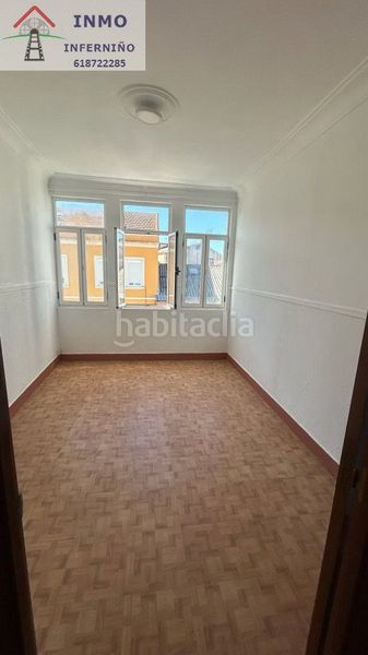 Foto fac5a6d3-9fa8-421a-8e1b-4f3edc76cbdd. Pis a Fajardo Ferrol