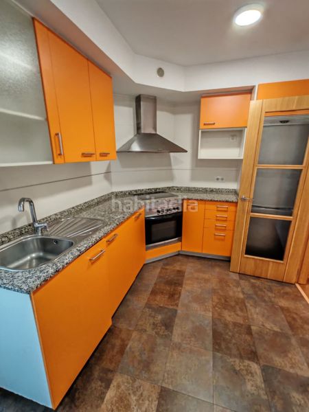 Foto b03340e0-634e-4381-9601-be6e74a648d4. Flat with parking in Alto del Castaño Narón