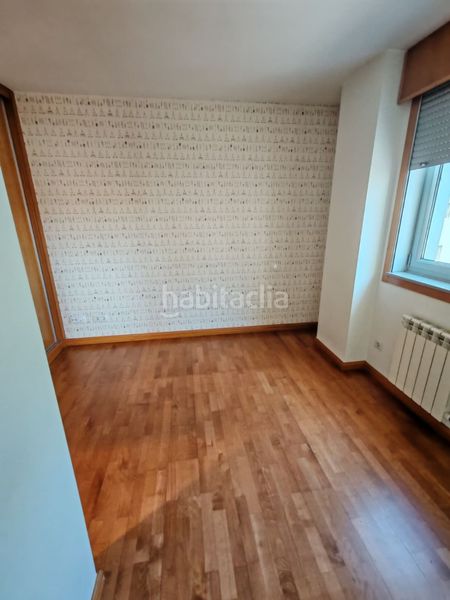 Foto f9cadd08-6d8c-41ee-8e06-5cd4357c2b17. Flat with parking in Alto del Castaño Narón