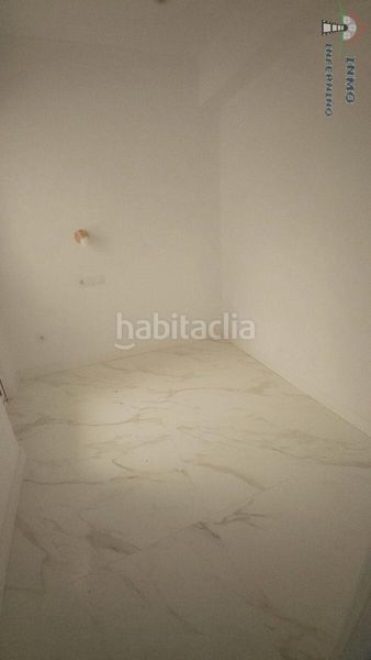 Foto 7a81dd8a-49f4-4598-abf7-3151ae613176. Alquiler piso  en alquiler en puerto, 2 dormitorios. en Ferrol