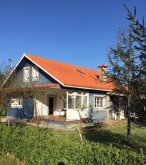 Chalet in Cedeira. Chalet en venta en montoxo, 4 dormitorios.