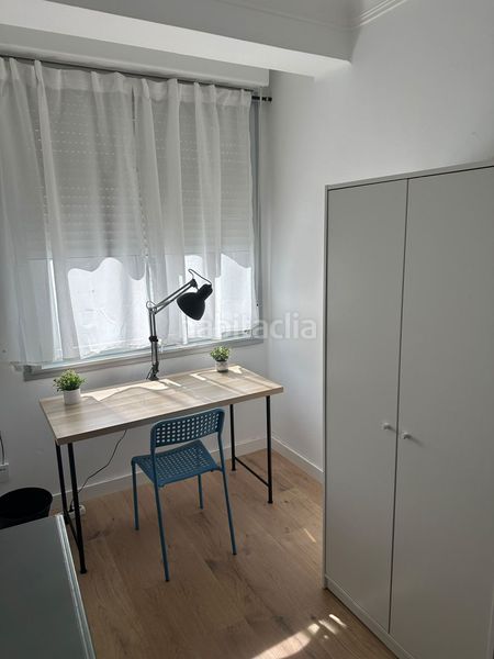 Foto 01b8a40b-4602-409d-bea6-5caea7245d74. Rent flat in Centro Ferrol