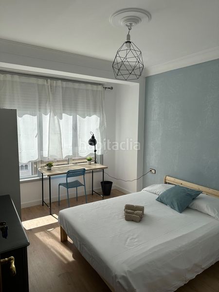 Foto 7b049967-3702-4566-b1bb-c7ca20d9e658. Rent flat in Centro Ferrol