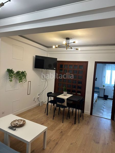 Foto 8d2eabf2-b0bc-4ee3-8705-4586ce73e309. Rent flat in Centro Ferrol