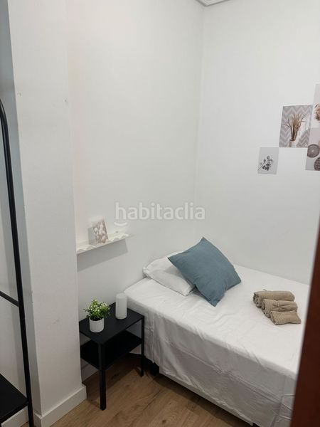 Foto d257d488-0389-40c8-9795-94108f40eaaf. Rent flat in Centro Ferrol