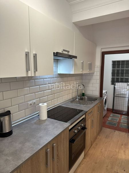 Foto fb84d80f-3b6c-4f6d-af24-f88a0f102054. Rent flat in Centro Ferrol