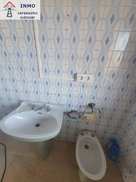 Foto 0a92e2f2-7ff4-4f13-baf0-cb7bf567cfdb. Casa amb calefacció a A Malata - Catabois - Ciudad Jardín Ferrol
