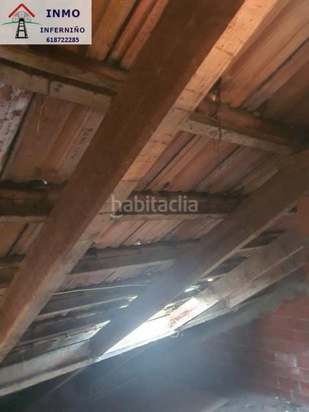 Foto 6b4a91f1-b9af-4f02-a6f2-a0ec83d3575c. Casa amb calefacció a A Malata - Catabois - Ciudad Jardín Ferrol