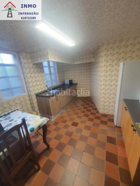 Foto d8280562-1465-47e1-af01-cfa013b8fe06. Casa amb calefacció a A Malata - Catabois - Ciudad Jardín Ferrol