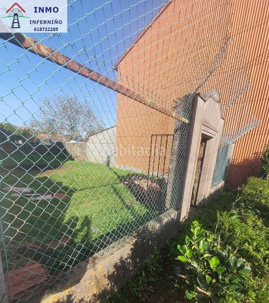 Foto e3970111-1cab-401a-a4e2-34012635975a. Casa amb calefacció a A Malata - Catabois - Ciudad Jardín Ferrol