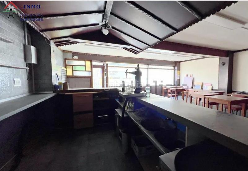 Foto 7b296292-4ad5-49de-a807-cadbc9704736. Local comercial a Fene
