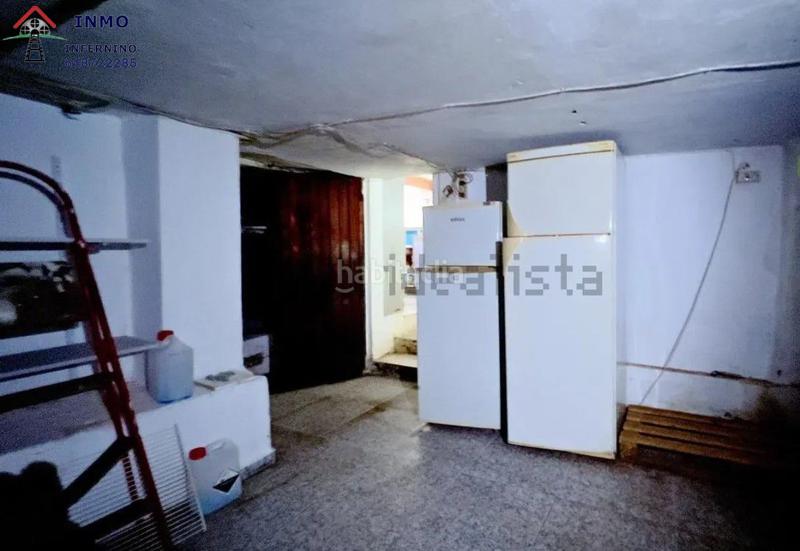 Foto b7403135-cc69-4df5-8a5f-f7ba625959a7. Local comercial a Fene