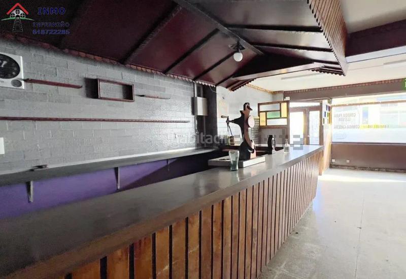 Foto d3451512-4b0e-4a81-8008-e0647ffeb2cd. Local comercial a Fene