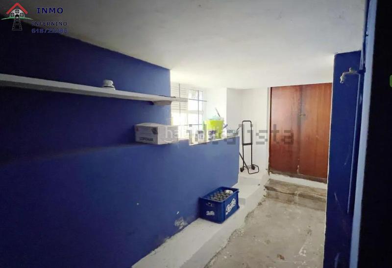 Foto e04beb78-60c1-46d9-ba4d-b714b4ce2c82. Local comercial a Fene