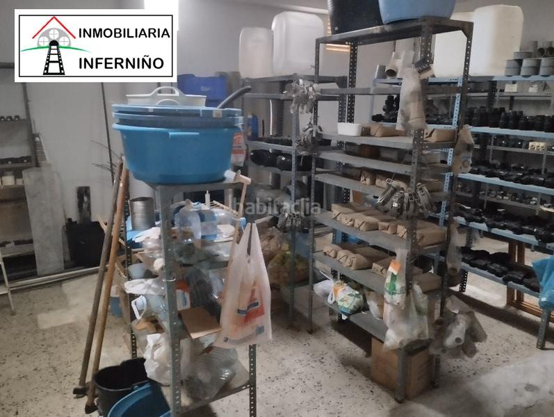 Foto 981bbc4f-2019-41b0-9652-49e93e2650d8. Locale commerciale in Alto del Castaño Narón