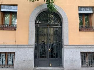 Location Appartement  Calle de zurbano. Fantástico piso en alquiler- chamberí