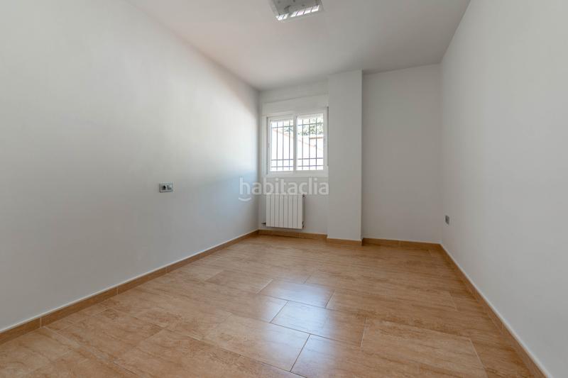 Foto 86ec0b71-a597-4e0a-ae2d-07d70e53836e. Piso  de 3 dormitorios en Ogíjares