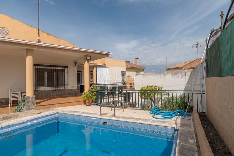 Foto 5da3f172-4d25-41ce-a36a-8e08b253932a. Chalet  en una planta en la zubia en La Zubia Ciudad Zubia (La)