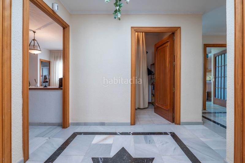 Foto a6680d30-836a-4bfc-9516-ce1ccfcfd6e9. Chalet  en una planta en la zubia en La Zubia Ciudad Zubia (La)