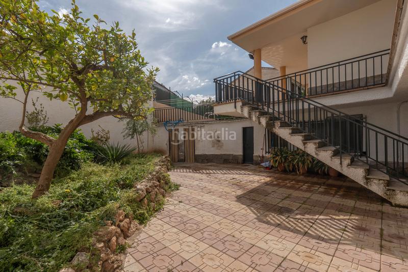Foto d3887d99-c147-4eb7-b3a6-33a5c2c45c18. Chalet  en una planta en la zubia en La Zubia Ciudad Zubia (La)